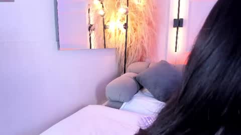 LauraCarther  online show from August 3, 5:29 pm