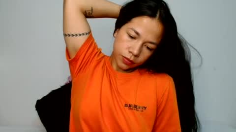 lauracb          online show from July 17, 3:38 pm