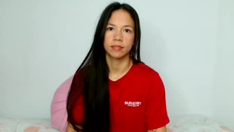 lauracb          online show from June 12, 2:58 pm