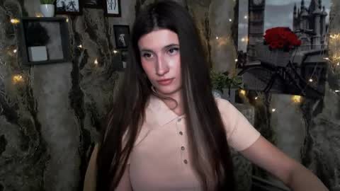 Laura online show from January 16, 7:43 pm