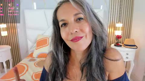 Laura online show from June 23, 3:26 am