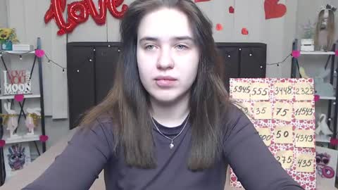 LauraHlot online show from March 12, 6:29 am