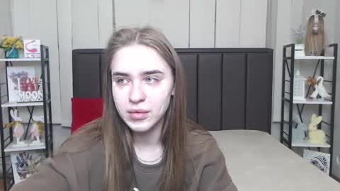 LauraHlot online show from November 25, 6:31 pm