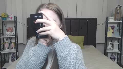 LauraHlot online show from October 14, 6:32 pm