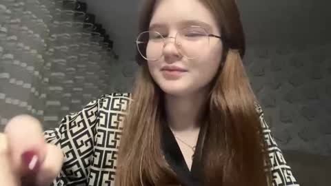 Karen online show from March 17, 8:57 pm