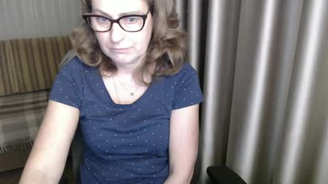 Snapshot of lauraoven1 chatting on January 17, 5:41 pm Lauraoven1 online show from January 17, 5:41 pm