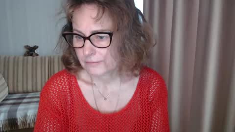 Snapshot of lauraoven1 chatting on March 2, 7:54 am Lauraoven1 online show from March 2, 7:54 am