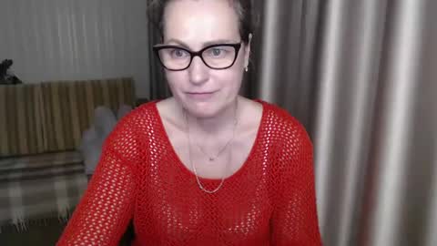Snapshot of lauraoven1 chatting on January 26, 6:16 pm Lauraoven1 online show from January 26, 6:16 pm