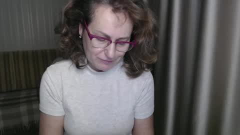 Snapshot of lauraoven1 chatting on January 13, 7:31 pm Lauraoven1 online show from January 13, 7:31 pm