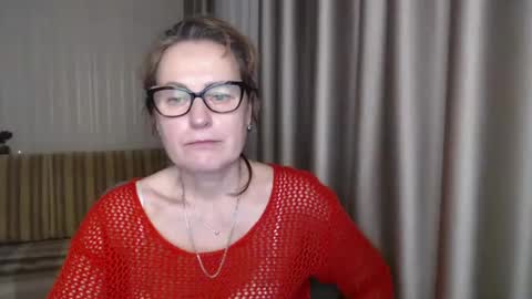 Snapshot of lauraoven1 chatting on February 10, 5:30 pm Lauraoven1 online show from February 10, 5:30 pm