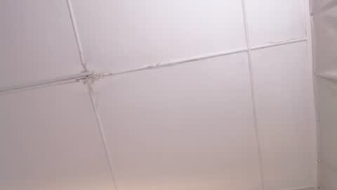 Laura Sofia online show from July 16, 2:21 pm