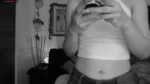 Snapshot of lauren_sweet7 chatting on December 29, 11:50 pm Lauren online show from December 29, 11:50 pm