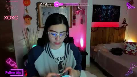 Snapshot of lauren_sweet7 chatting on March 4, 9:18 am Lauren online show from March 4, 9:18 am