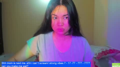 Snapshot of laurengirls1 chatting on January 30, 11:11 am onlyfan laureng7 - 7 laureng2 online show from January 30, 11:11 am