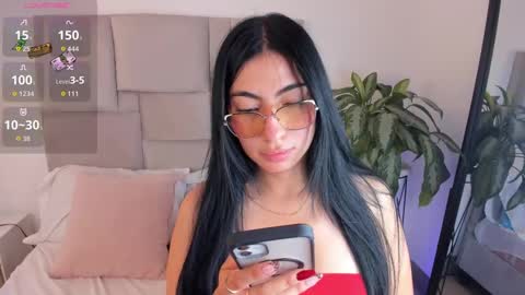 Snapshot of laurenn_smitth chatting on October 1, 1:27 pm laurenn_smitth online show from October 1, 1:27 pm
