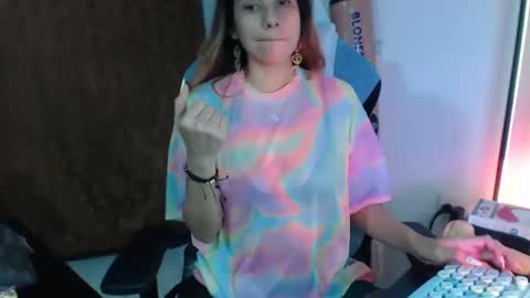 Lauren online show from December 19, 10:53 pm