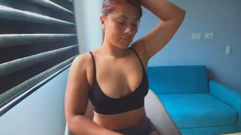 Lauri online show from October 22, 7:08 pm