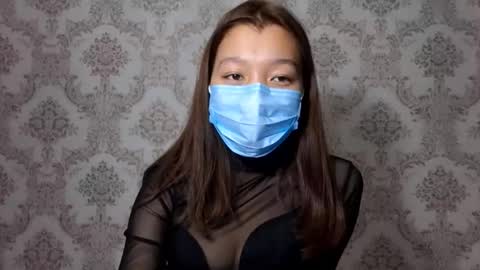 Hannah online show from March 25, 5:16 pm