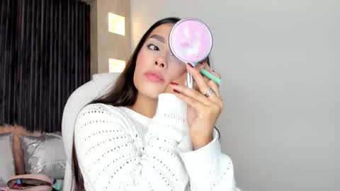 Lau online show from October 20, 3:48 pm