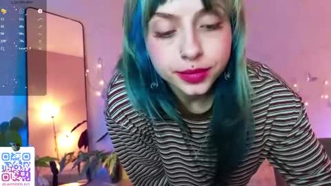 Melissa online show from April 30, 8:57 pm