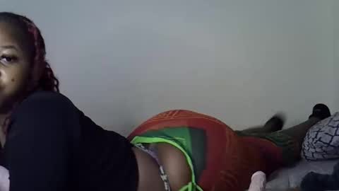 lavymummie online show from March 6, 1:55 am