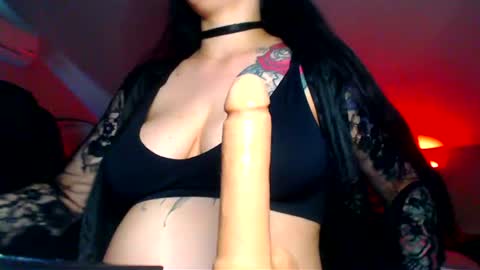 LayaMoon online show from June 19, 9:57 am