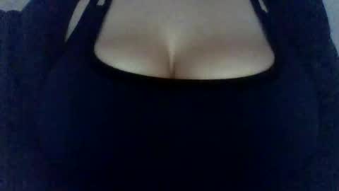 layannalea online show from November 25, 11:56 am