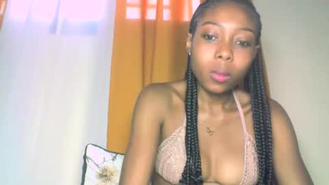 layannek online show from October 21, 12:53 pm