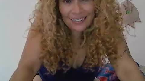 layla_astrum online show from May 2, 1:47 pm