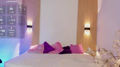 LaylaEmber online show from March 9, 12:08 pm