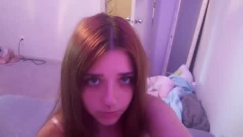 Layla online show from June 26, 5:47 pm