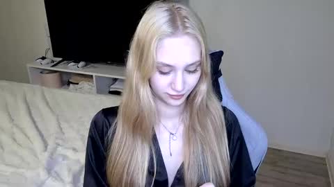 LaylaPretty001 online show from June 10, 5:06 am