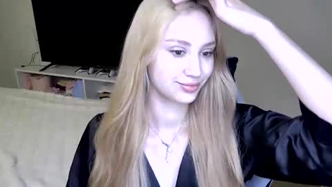 LaylaPretty001 online show from June 6, 4:52 am