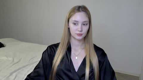 Snapshot of laylapretty001 chatting on December 30, 5:58 am LaylaPretty001 online show from December 30, 5:58 am