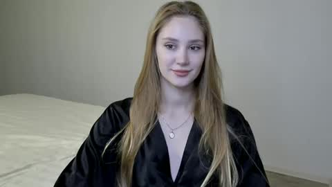 Snapshot of laylapretty001 chatting on January 14, 5:30 am LaylaPretty001 online show from January 14, 5:30 am