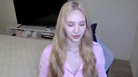 LaylaPretty001 online show from April 27, 4:20 am