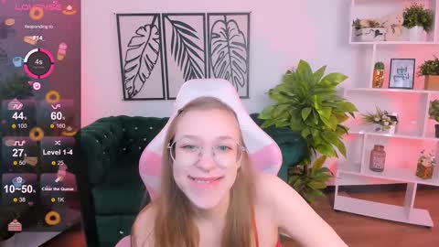 layriantavee online show from February 22, 6:50 am