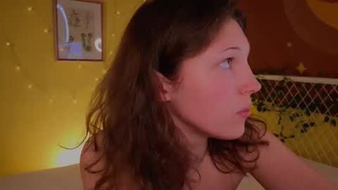Snapshot of lea_belle_ chatting on October 7, 7:07 pm Lea online show from October 7, 7:07 pm