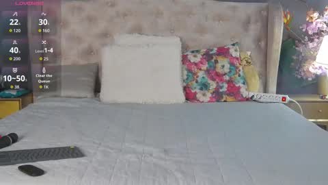 Dia online show from December 16, 5:35 am