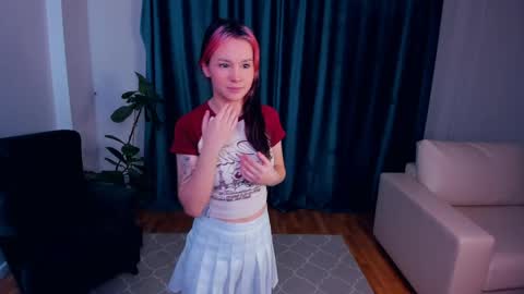 Luna online show from April 7, 4:09 pm