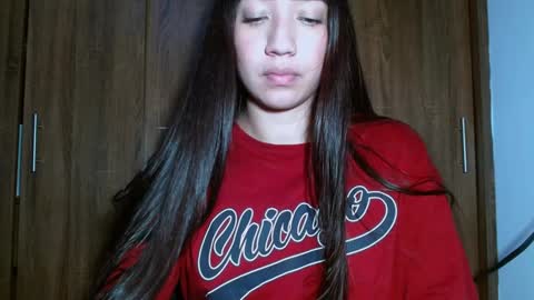 leanaalhub online show from December 12, 4:37 am