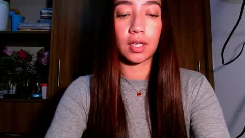 leanaalhub online show from November 28, 1:41 am