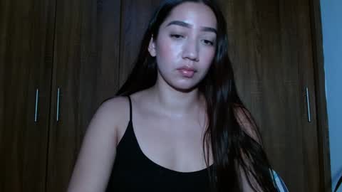 leanaalhub online show from January 12, 3:49 am