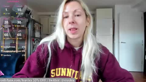 LeaVixx online show from March 8, 1:26 pm