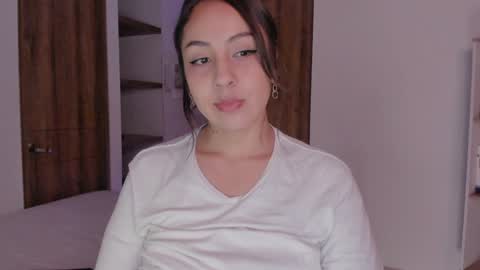 Snapshot of lebelledani chatting on January 20, 2:53 am Dani  online show from January 20, 2:53 am