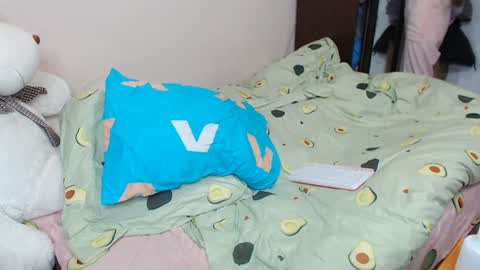 leila_bambi online show from January 21, 7:17 pm