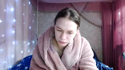 leila_bambi_ online show from February 3, 11:51 pm