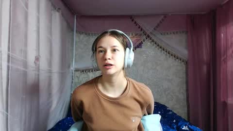 leila_bambi_ online show from November 14, 11:54 am