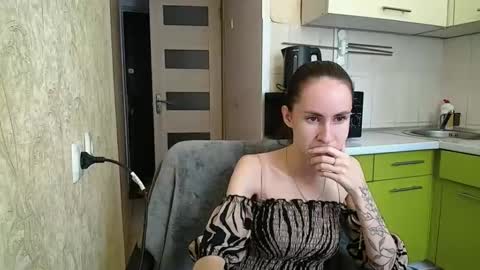 Snapshot of leila_monaco chatting on September 20, 12:25 pm Leila online show from September 20, 12:25 pm