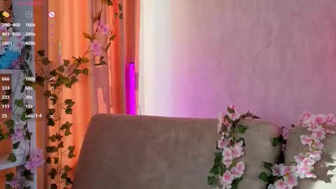 Leila online show from September 18, 4:11 am